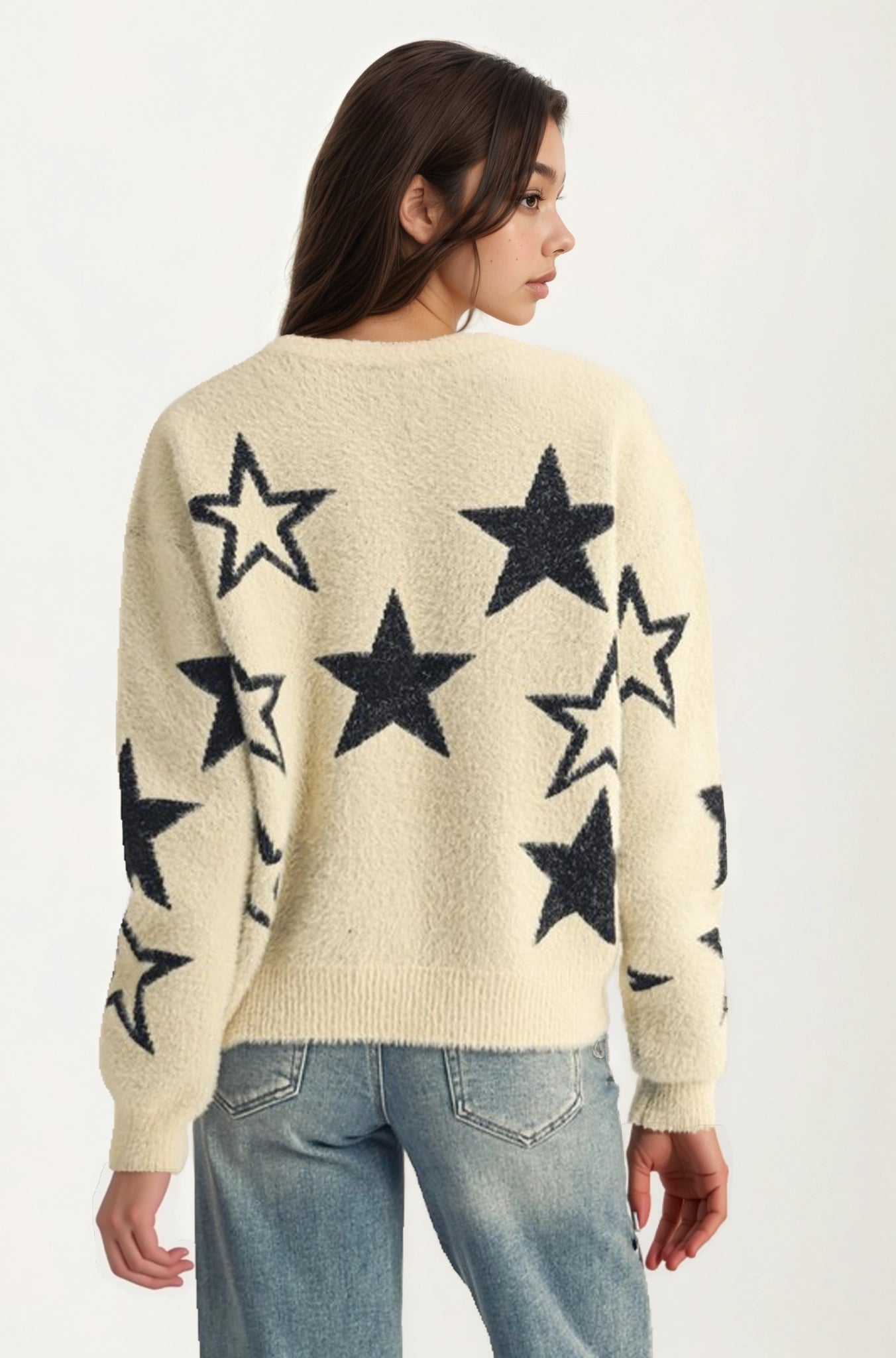 Cozy Star Pattern Sweater with Relaxed Fit and Soft Knit