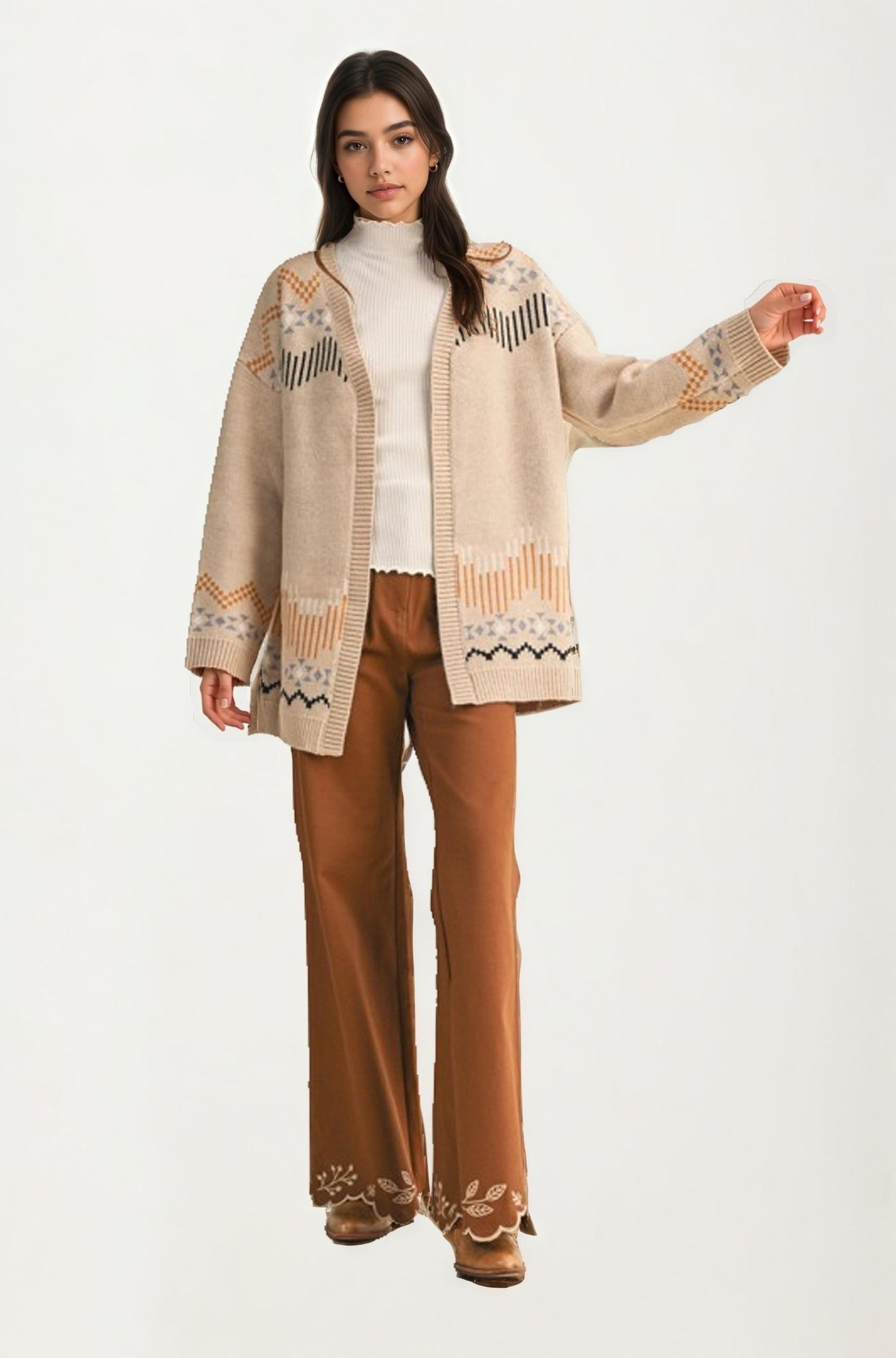 Scallop Trim Cardigan With Geometric Knit Pattern