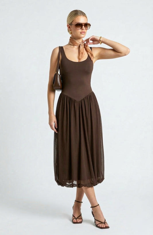 Sleeveless Midi Dress with Scoop Neck and Gathered Skirt