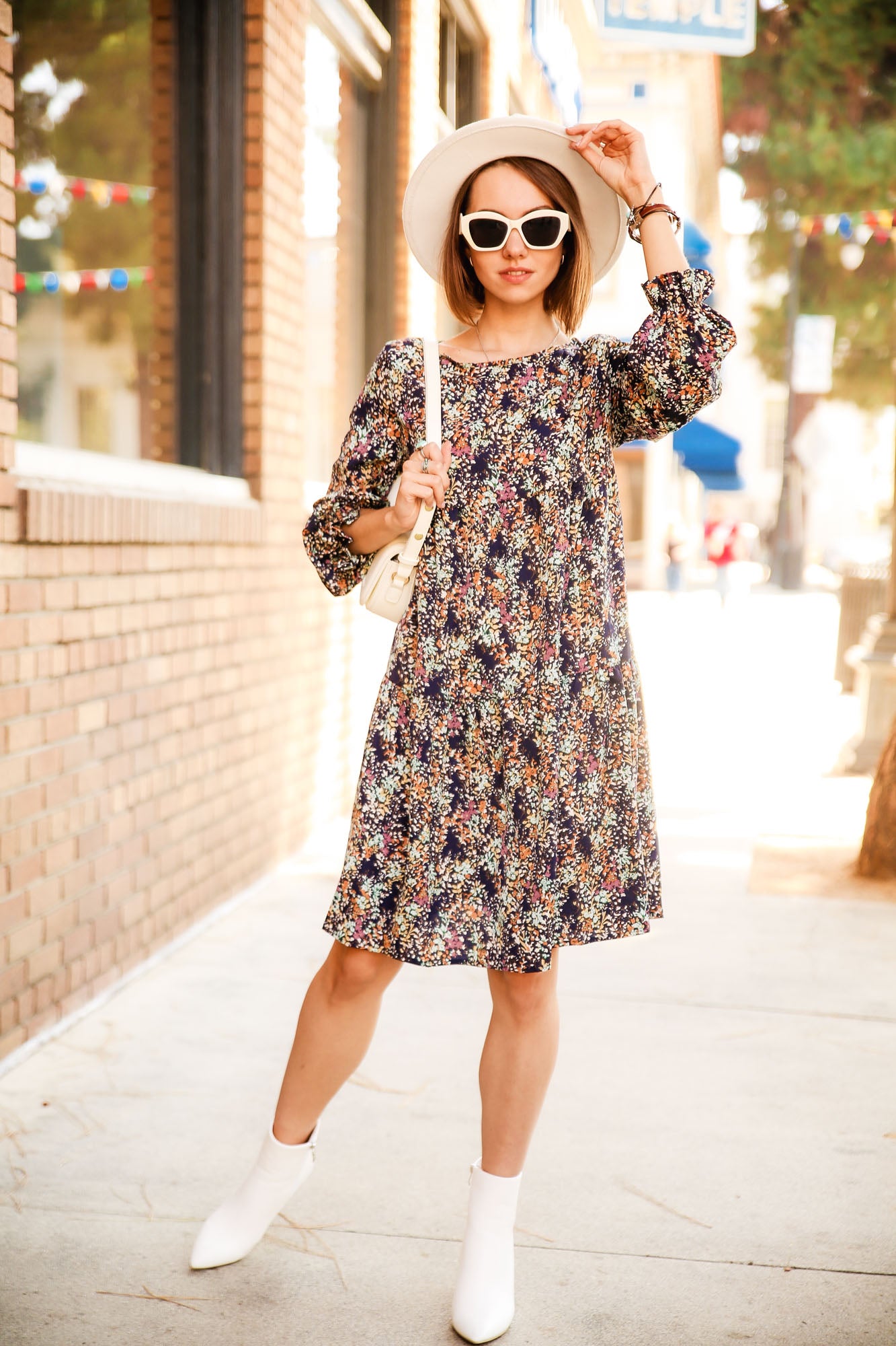 Ditsy Floral Print Puffed Sleeve Gathered Dress