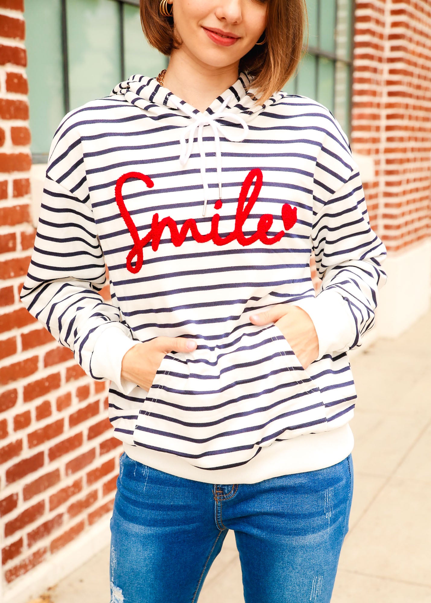 Striped Graphic Kangaroo Pocket Drop Shoulder Drawstring Hoodie