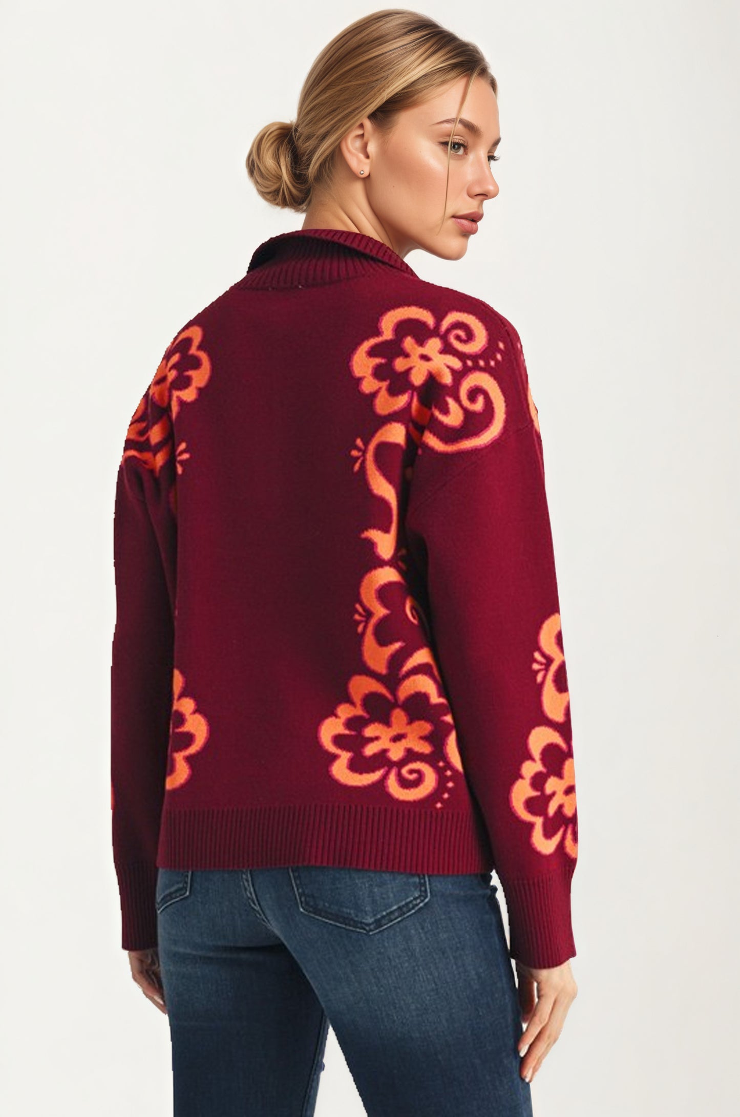 Floral Quarter-Zip Sweater with Ribbed Collar and Relaxed Fit