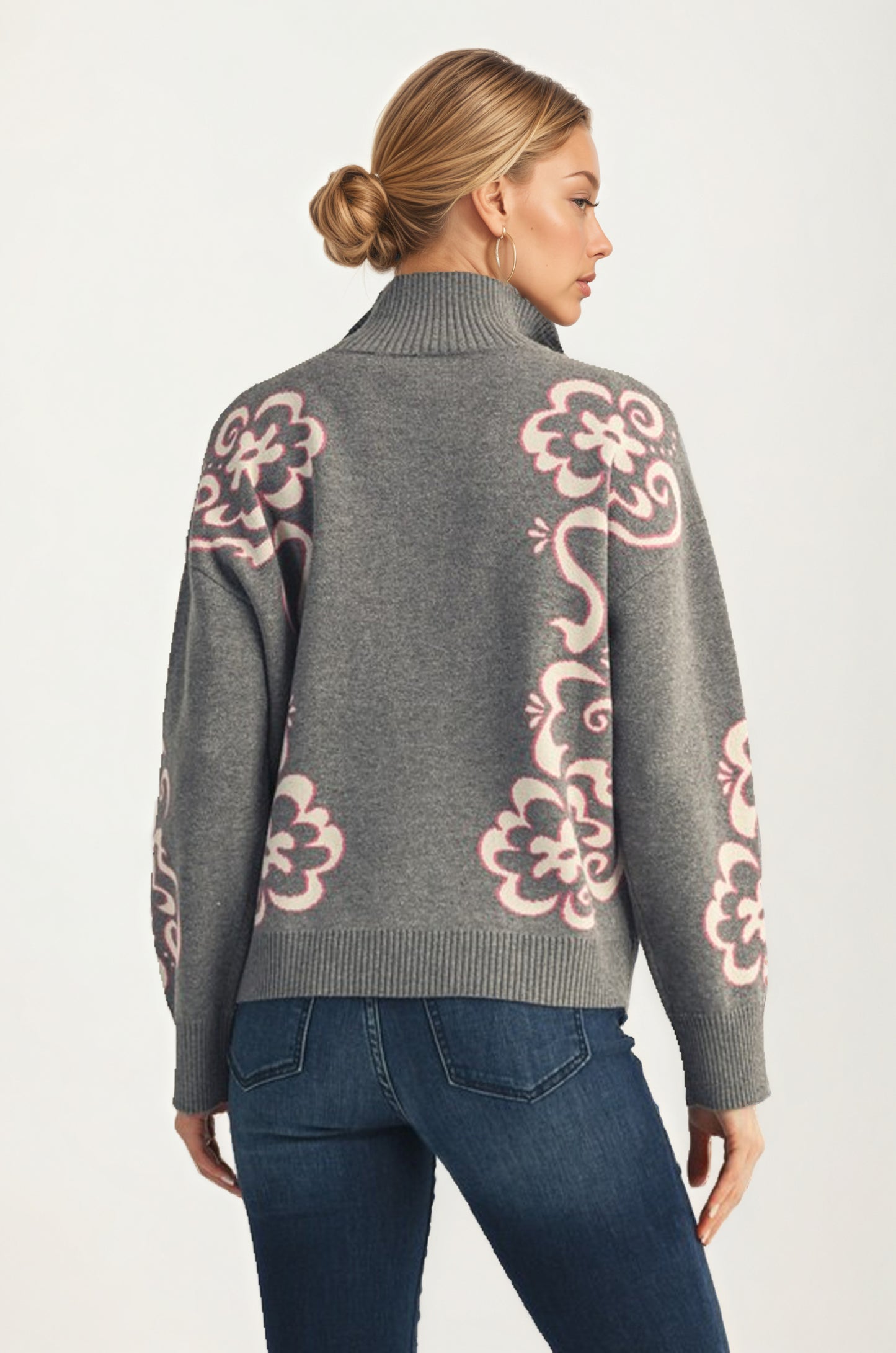 Floral Quarter-Zip Sweater with Ribbed Collar and Relaxed Fit