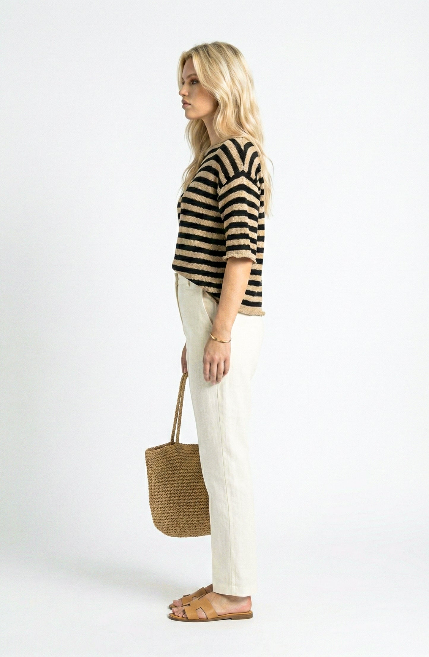 Short Sleeve Sweater Top with Crew Neck and Stripe Pattern